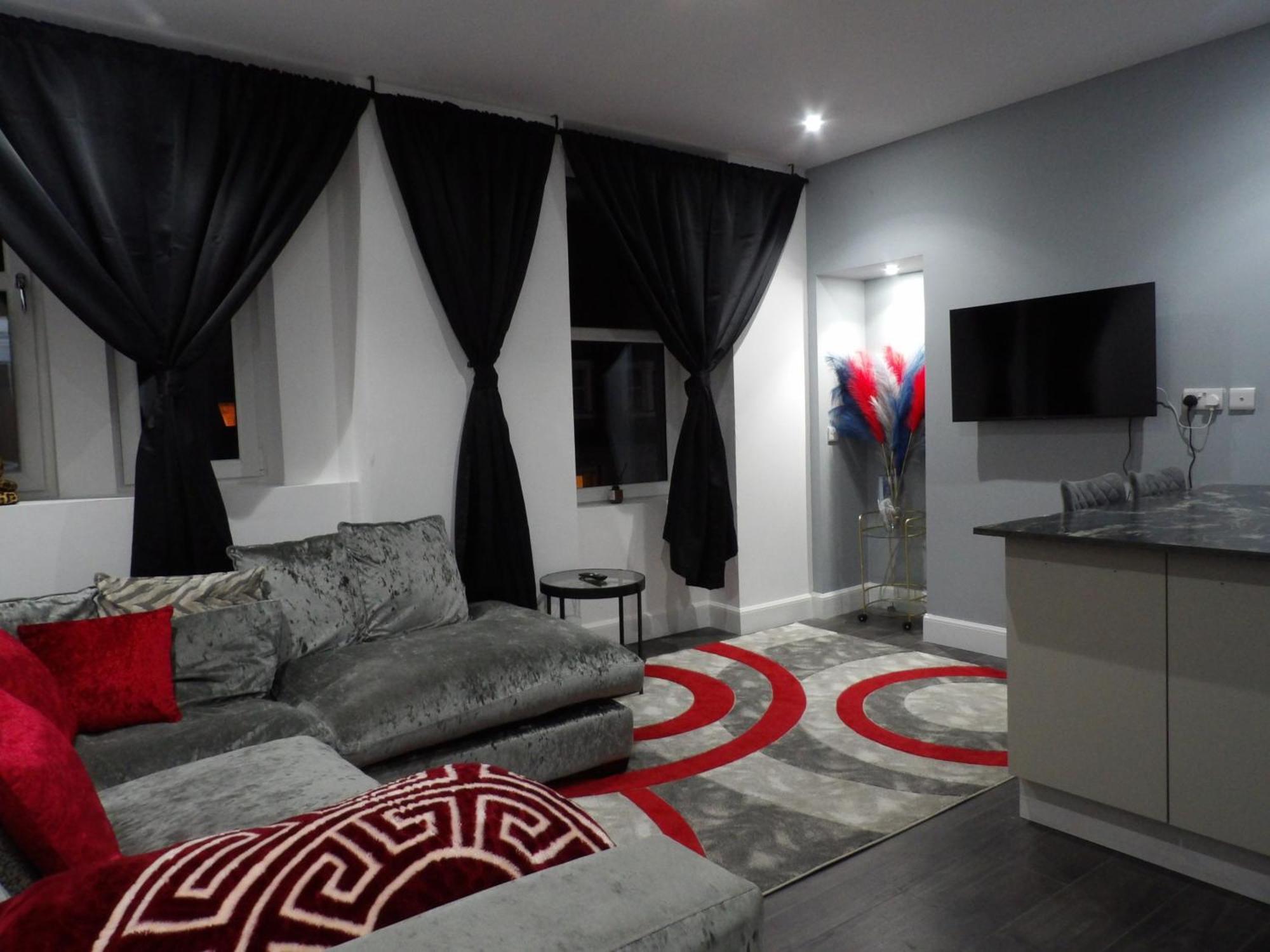 Architect Designed Meadows Appartement